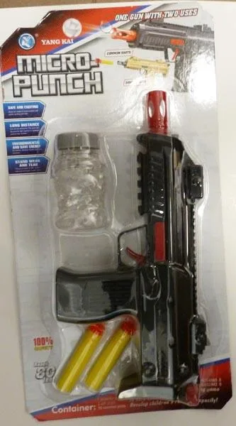 Set di armi giocattolo «Micro Punch» (Yang Kai)