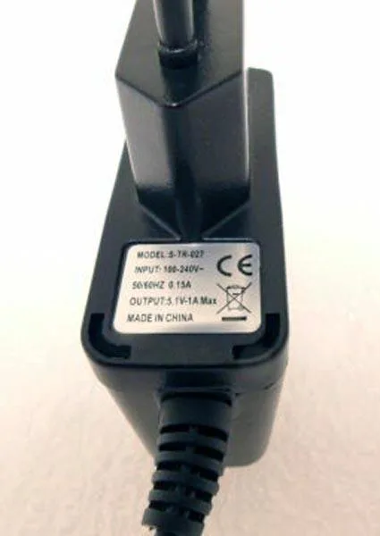 Caricabatterie per telefono cellulare «MicroUSB Kotilaturi» — foto 2 dell'alert A12/0204/15