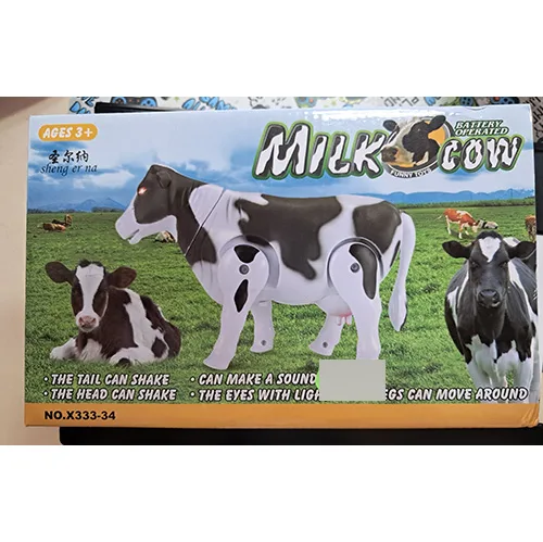 Giocattolo di plastica «Milk Cow» (sheng er na)