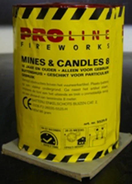 Fuochi d'artificio «Mines and Candles 8» (Proline Fireworks)