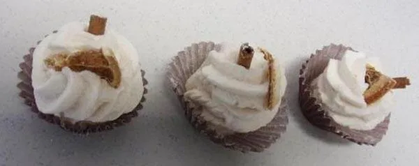 Prodotto da bagno «Mini-Cupcake Orange-Cannelle» (Autour du Bain)