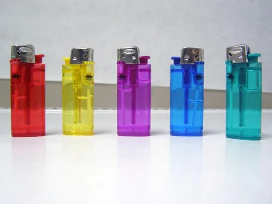 Più leggero. Più leggero. «MINI FLINT LIGHTER.» — foto 1 dell'alert 0687/07