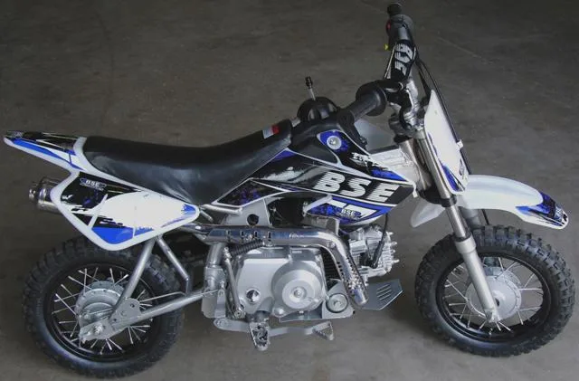 Mini-moto "Young 50" &amp; #13; &amp; #13; — foto 1 dell'alert 1446/11