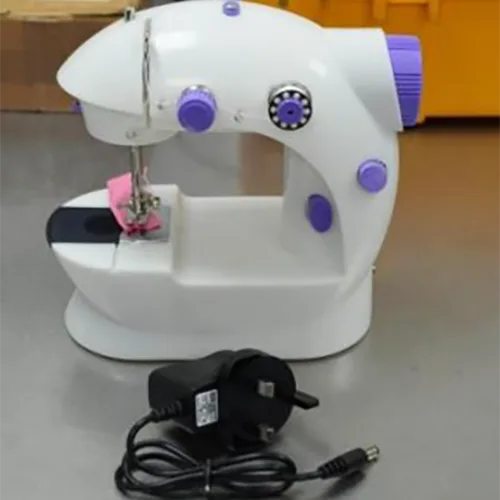 Macchina da cucire «Mini Sewing Machine» — foto 1 dell'alert SR/00919/26