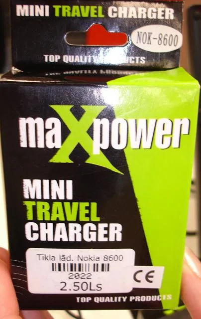 Caricabatterie per telefono cellulare «Mini travel charger» — foto 2 dell'alert A11/0067/13