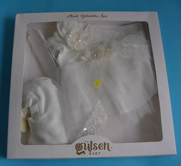 Set di abbigliamento per bambini «Minik Gülücökler Icin» — foto 2 dell'alert A12/00336/22