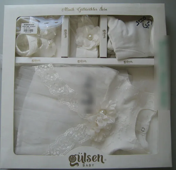 Set di abbigliamento per bambini «Minik Gülücükler Icin/BABY RUHA» — foto 3 dell'alert A12/00319/22