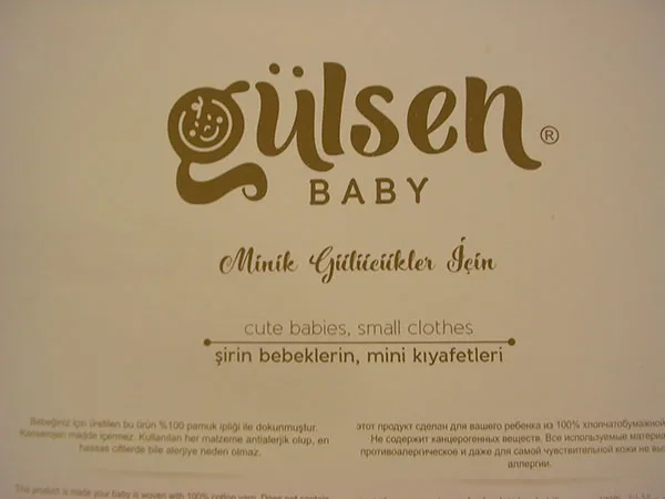 Set di abbigliamento per bambini «Minik Gülücükler Icin/BABY RUHA» — foto 6 dell'alert A12/00319/22