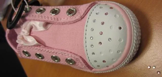 Scarpe da donna «Minnie Mouse» — foto 2 dell'alert A12/0075/14