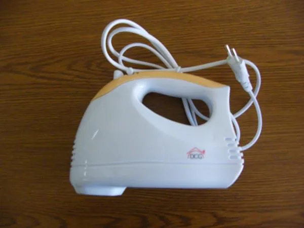 Miscelatore alimentare «Mixer with Whisks» — foto 2 dell'alert A12/0185/18