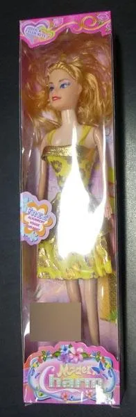 Bambola di plastica «Modern Charm» (Unknown)
