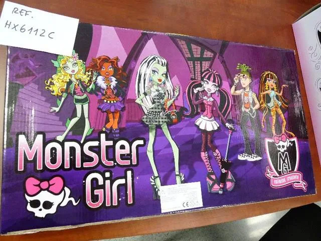 Bambole di plastica «Monster Girl» (MG)