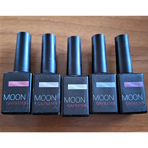 Smalto per unghie in gel «Moon Cat's Eyes» (ONLY NAILS)