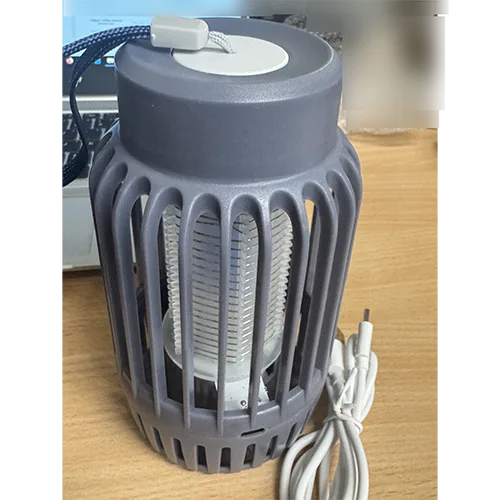 Lampada antizanzare «Mosquito lamp with USB charger Moskītu lampa ar U» — foto 1 dell'alert SR/01057/26