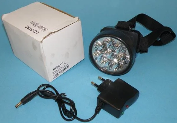 Faro ricaricabile «Multipurpose Head Lamp / Akkulátor fejlámpa» — foto 1 dell'alert A11/0050/15