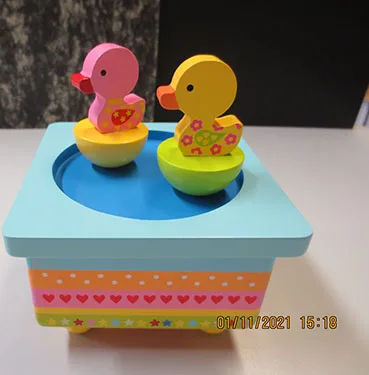 Carillon di musica «Music Box Dancing Rubber» — foto 2 dell'alert A12/01599/22