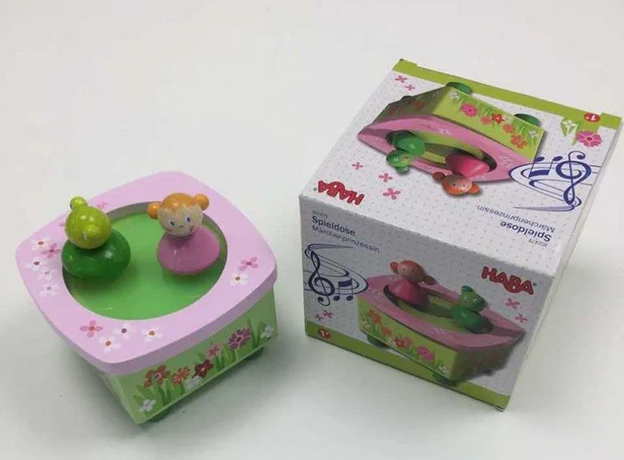 Giocattolo di legno «Music box Fairytale princess» (Haba)