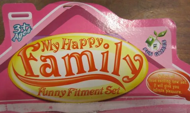 Bambola in plastica con accessori «My Happy Family» — foto 2 dell'alert A12/1149/14