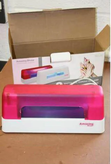 Lampada di polimerizzazione del gel del chiodo «Nail Drying/UV Curing Lamp» — foto 1 dell'alert A12/0507/14