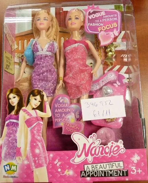 Bambole di plastica «Nancie» (N &amp; M (Norah &amp; Matthew))