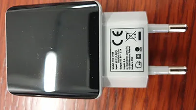 Caricabatterie universale «NATEC 2,1A, 2xUSB» — foto 3 dell'alert A12/01809/22