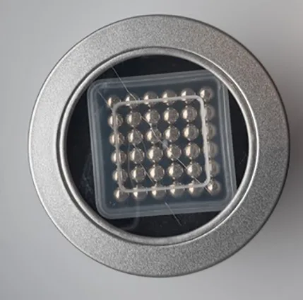 Sfere magnetiche «Neocube 5 mm - original / Neocube v dárkovém balení»