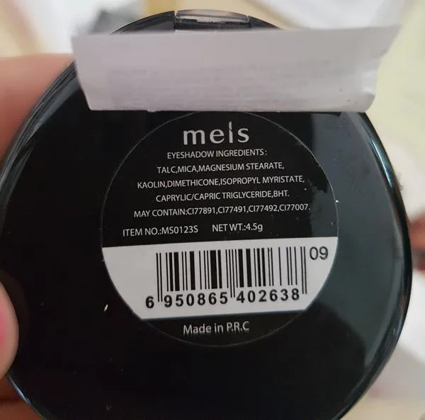 Ombretto «New Attractive Fashion Color» — foto 2 dell'alert A12/1330/18