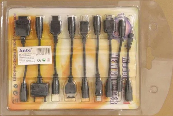 Caricabatterie per telefoni cellulari «NEW CHARGER» — foto 2 dell'alert A11/0086/15