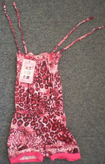 Abbigliamento per ragazze «New fashion» (Shun Fa)