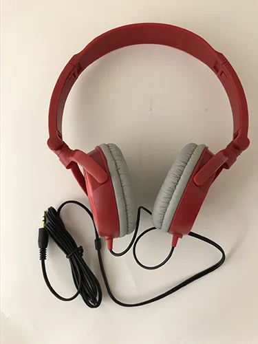 Auricolari «New HD Sound Wired Headphones Over Ear Headsets Bass HiFi Sound Music Stereo Earphone Fl…» — foto 1 dell'alert A12/00219/21