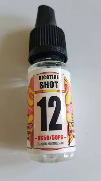 Liquido per sigarette elettroniche «NICOTINE SHOT VG 50/50PG SHOT» (NICOTINE SHOT)