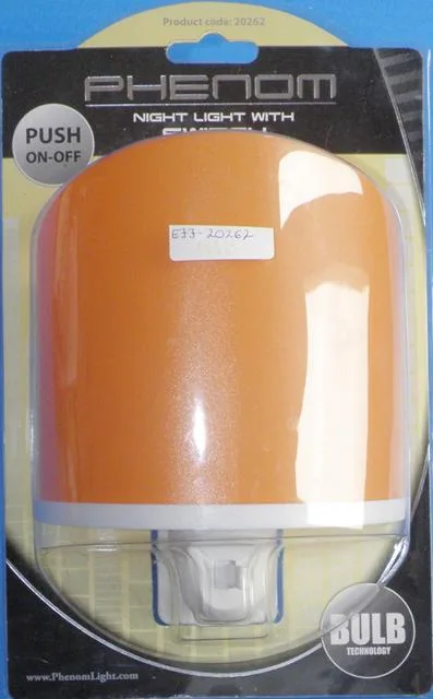 Luce notturna «Night Light with Switch» — foto 1 dell'alert A11/0093/14