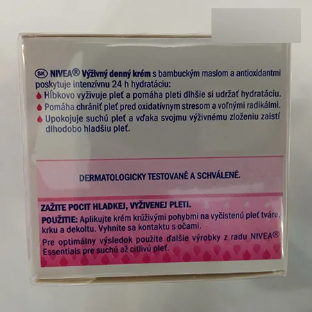 Crema viso «Nivea - Essentials 24H day face cream» — foto 3 dell'alert A12/02894/23