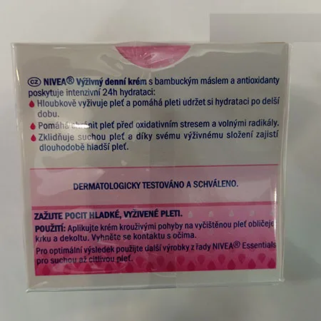 Crema viso «Nivea - Essentials 24H day face cream» — foto 4 dell'alert A12/02894/23