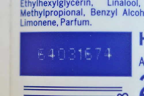 Latte idratante «Nivea rassodante» — foto 5 dell'alert A12/02164/23