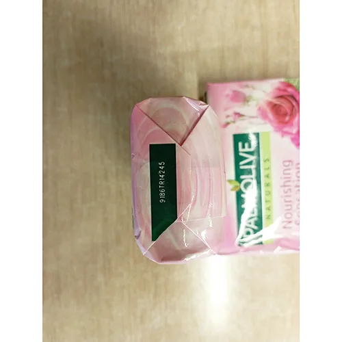 Sapone «Nourishing Sensation, with milk & rose petals» — foto 3 dell'alert A12/01894/24