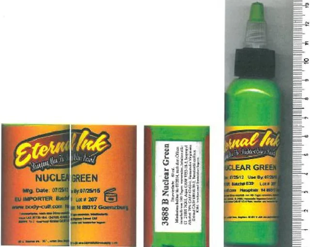Inchiostro del tatuaggio «Nuclear Green» — foto 1 dell'alert A12/1326/13