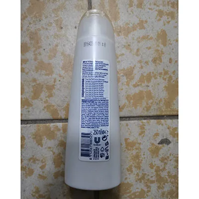 Shampoo «NUTRITIVE SOLUTIONS Hair Fall Rescue SHAMPOO WITH TRICHAZOLE ACTIVES» — foto 2 dell'alert SR/00413/26