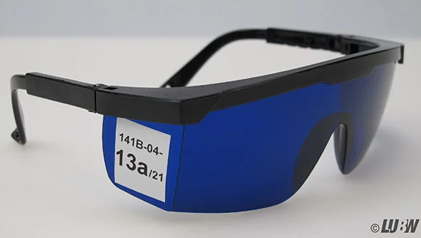 Occhiali di sicurezza laser — foto 1 dell'alert A12/01566/21