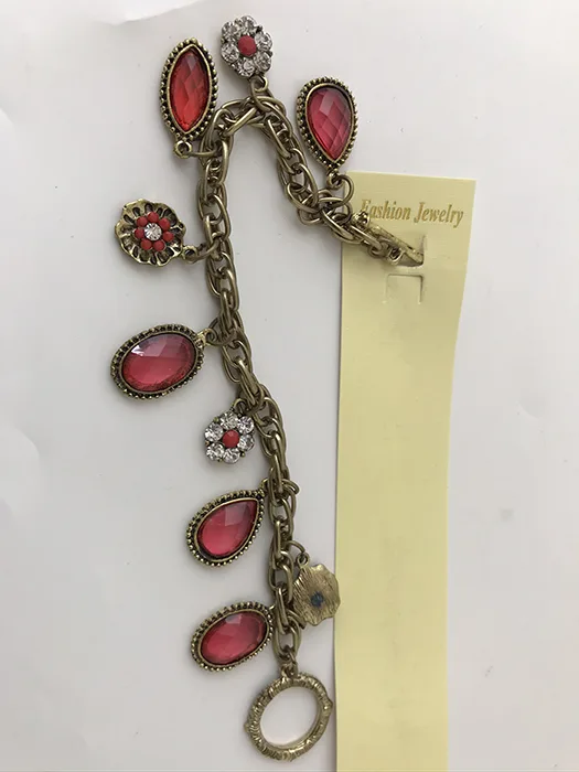 Bracciale «Occident Personality Exotic Retro Hot Sale Armband» — foto 1 dell'alert INFO/00081/21