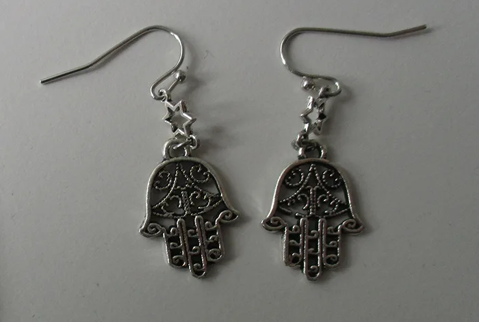 Orecchini «Ohrhänger Sternchen Hamsa-Hand Silber» — foto 1 dell'alert INFO/00093/21