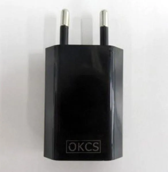 Adattatore per caricabatterie USB «OKCS» — foto 1 dell'alert A12/1742/19