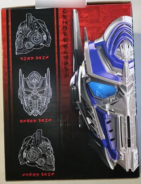 Casco robot «Optimus prime» — foto 2 dell'alert A12/0689/19