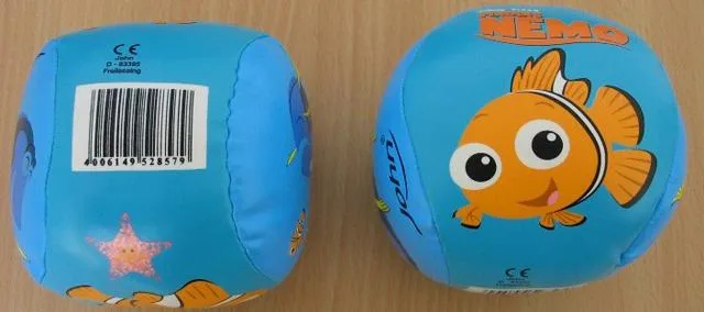 Palla di plastica – Trovare Nemo — foto 2 dell'alert 0699/09