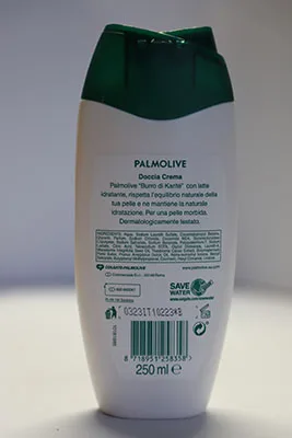 Crema doccia «Palmolive naturals - burro di karitè» — foto 2 dell'alert A12/02186/23