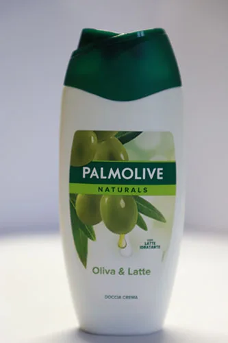 Crema doccia «Palmolive naturals - oliva &amp; latte» (Palmolive)