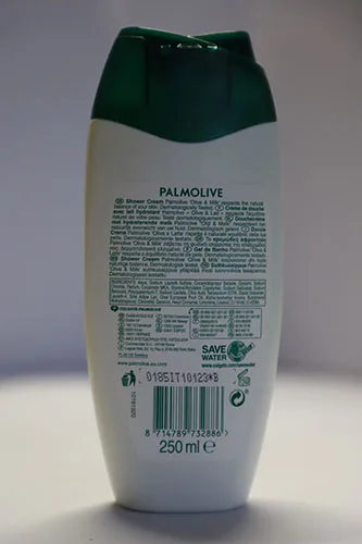 Crema doccia «Palmolive naturals - oliva & latte» — foto 2 dell'alert A12/02187/23
