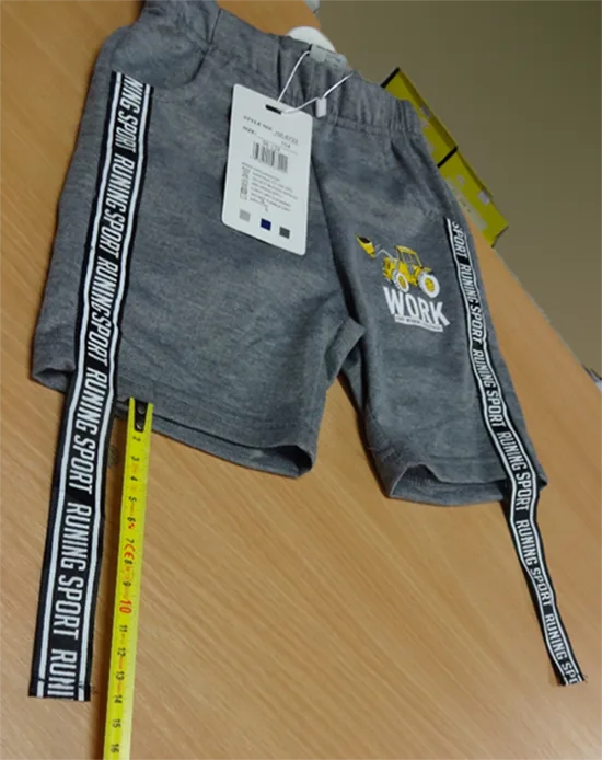 Pantaloncini per bambini — foto 2 dell'alert A12/01923/20