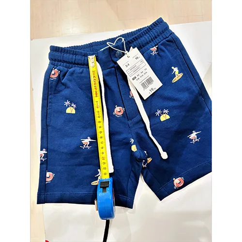 Pantaloncini per bambini — foto 2 dell'alert A12/01330/24