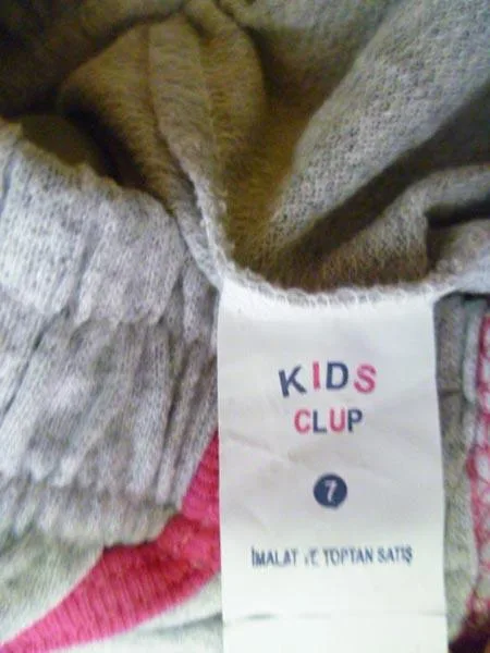 Pantaloni per bambini — foto 2 dell'alert A12/1314/16
